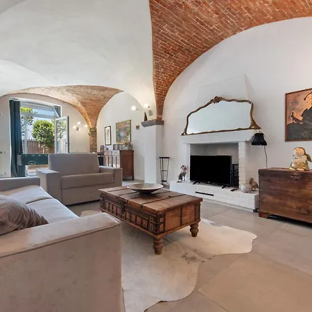 Lägenhet Casa Ipogea Elegant Bergamo
